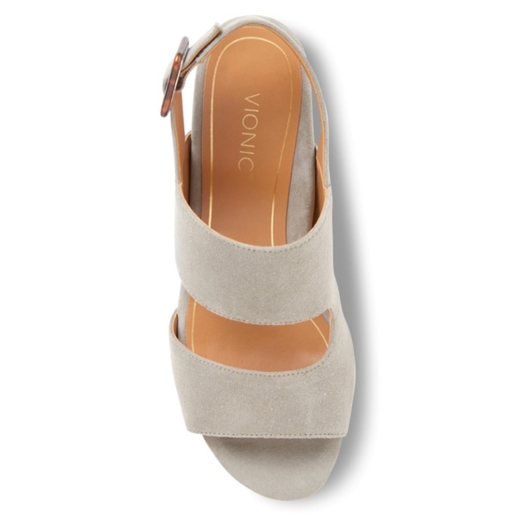 Vionic Women's Sandals in Cream and Tan - Picture 2 of 8